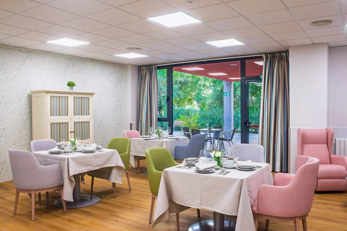 Vitalia Kansas: El nuevo paradigma de la rehabilitación y el cuidado en el corazón de Sevilla