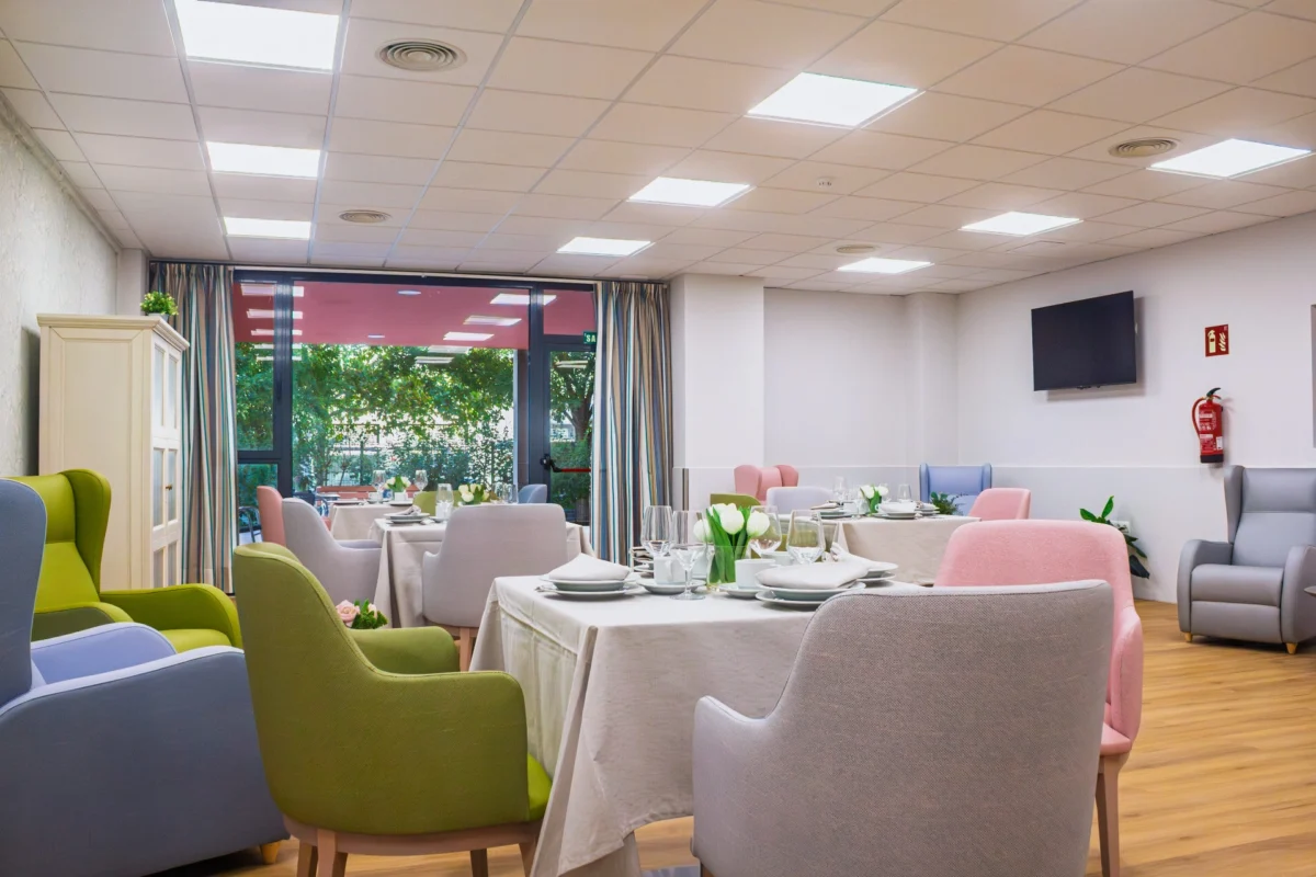 Vitalia Kansas: El nuevo paradigma de la rehabilitación y el cuidado en el corazón de Sevilla