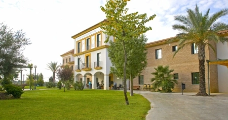 Residencia ancianos Vitalia Ecija _ Fachada
