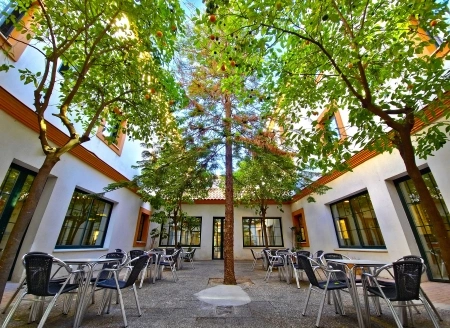 Residencia ancianos Vitalia Rinconada _ Patio