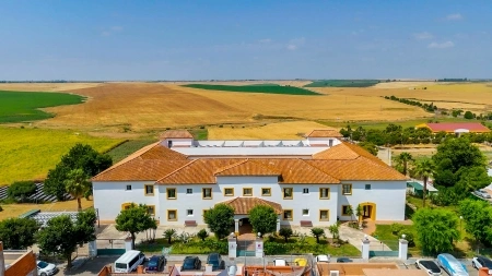 Residencia-de-ancianos-en-La-Campana-en-Sevilla