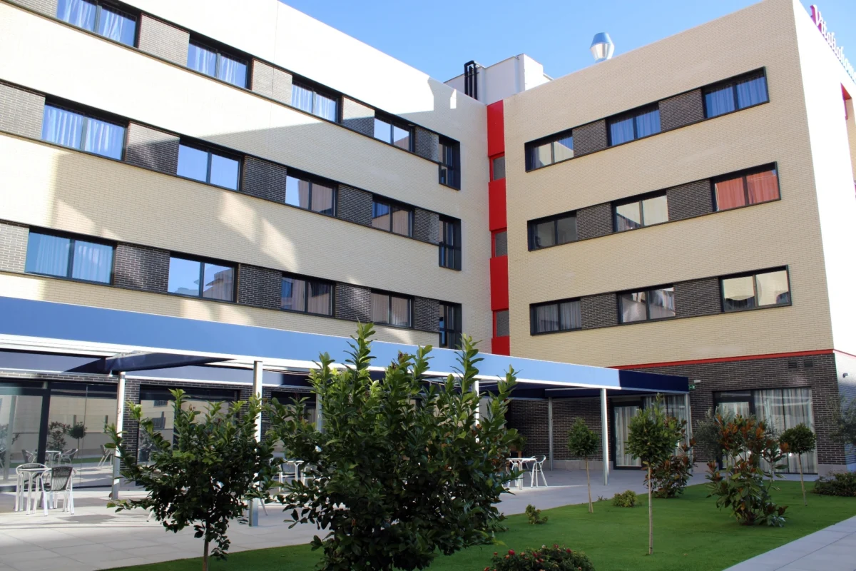 Residencia de mayores en vitalia moratalaz en la comunidad de madrid