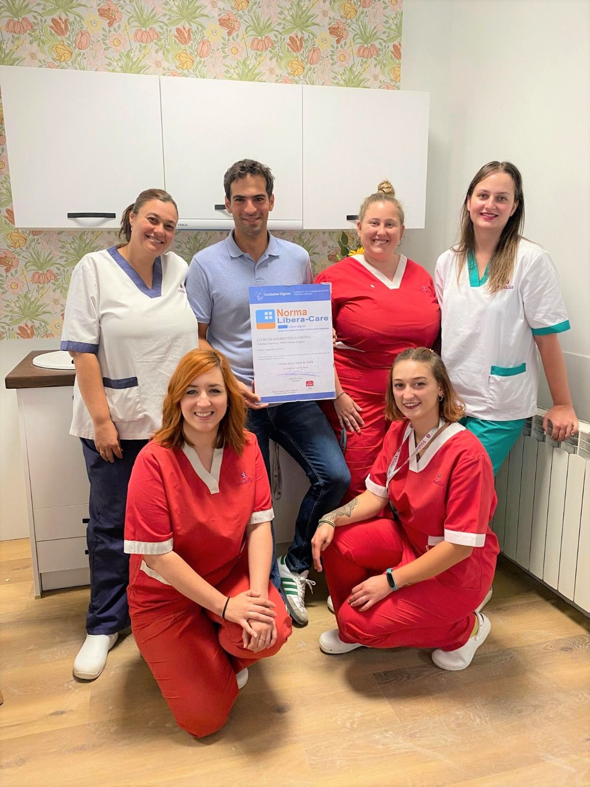 Fundación cuidados dignos, acreditadores de centros libres de sujeciones, visita Vitalia Casablanca