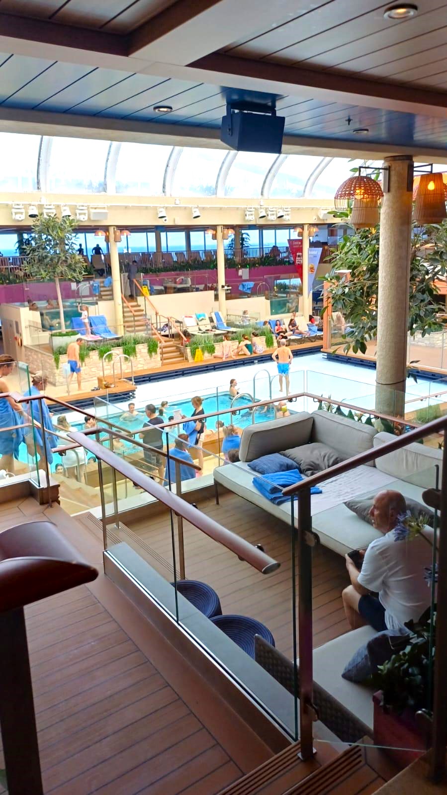 ¡Los primeros 40 pasajeros de Vitalia ya han comenzado su emocionante travesía por el Mediterráneo!