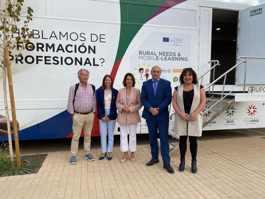 Vitalia colabora con Grupo San Valero para impartir formación gratuita y online en zonas despobladas