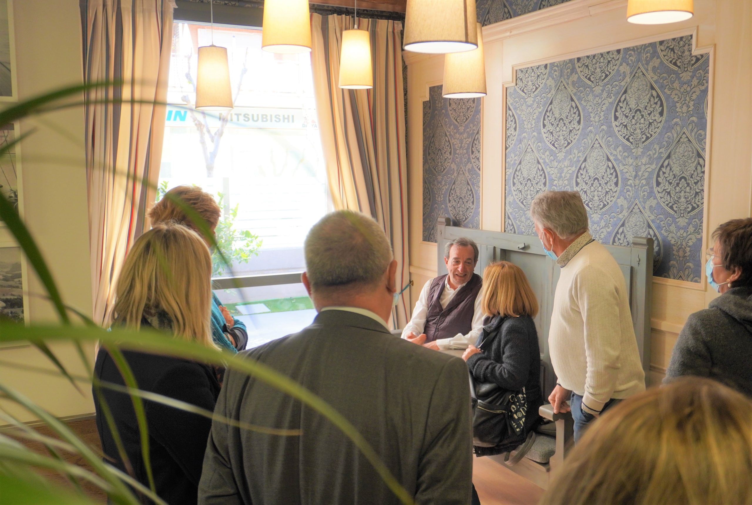 Vitalia Murcia recibe la visita de las instituciones autonómicas y locales para conocer en persona el innovador modelo residencial para mayores del grupo Vitalia