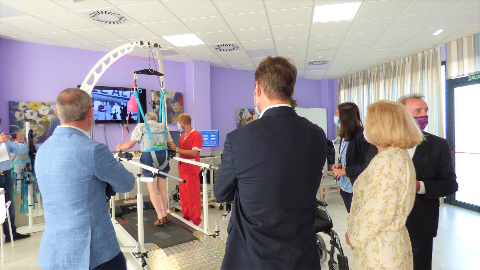 Nos visita Concepción Dancausa, consejera de Familia, Juventud y Política social de Madrid