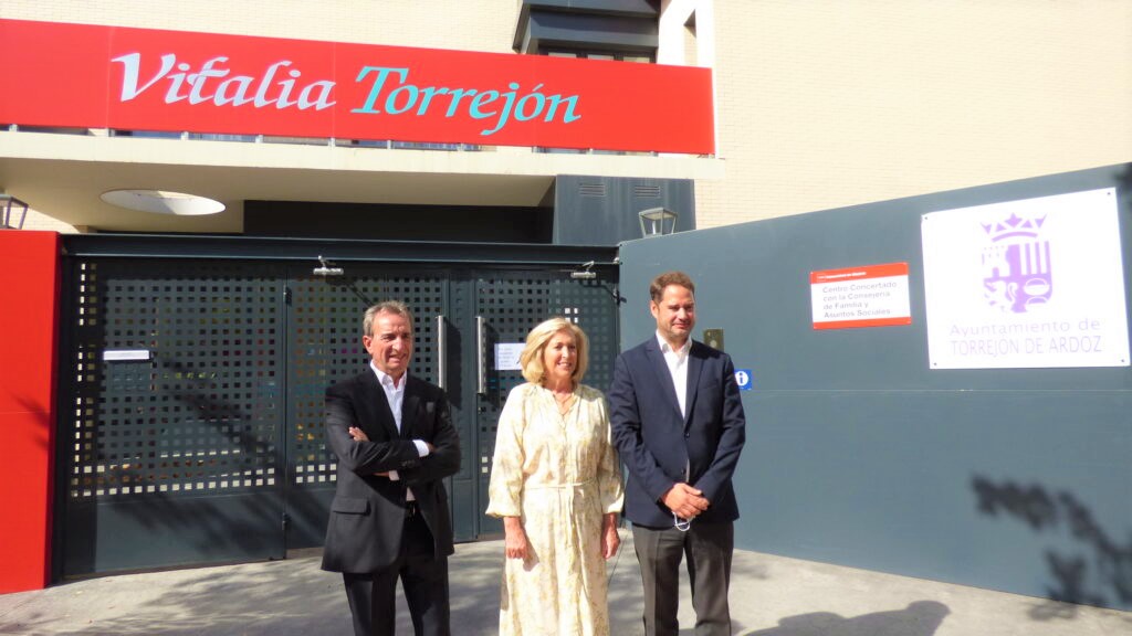 Nos visita Concepción Dancausa, consejera de Familia, Juventud y Política social de Madrid