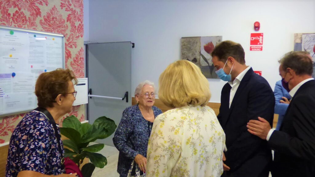 Nos visita Concepción Dancausa, consejera de Familia, Juventud y Política social de Madrid