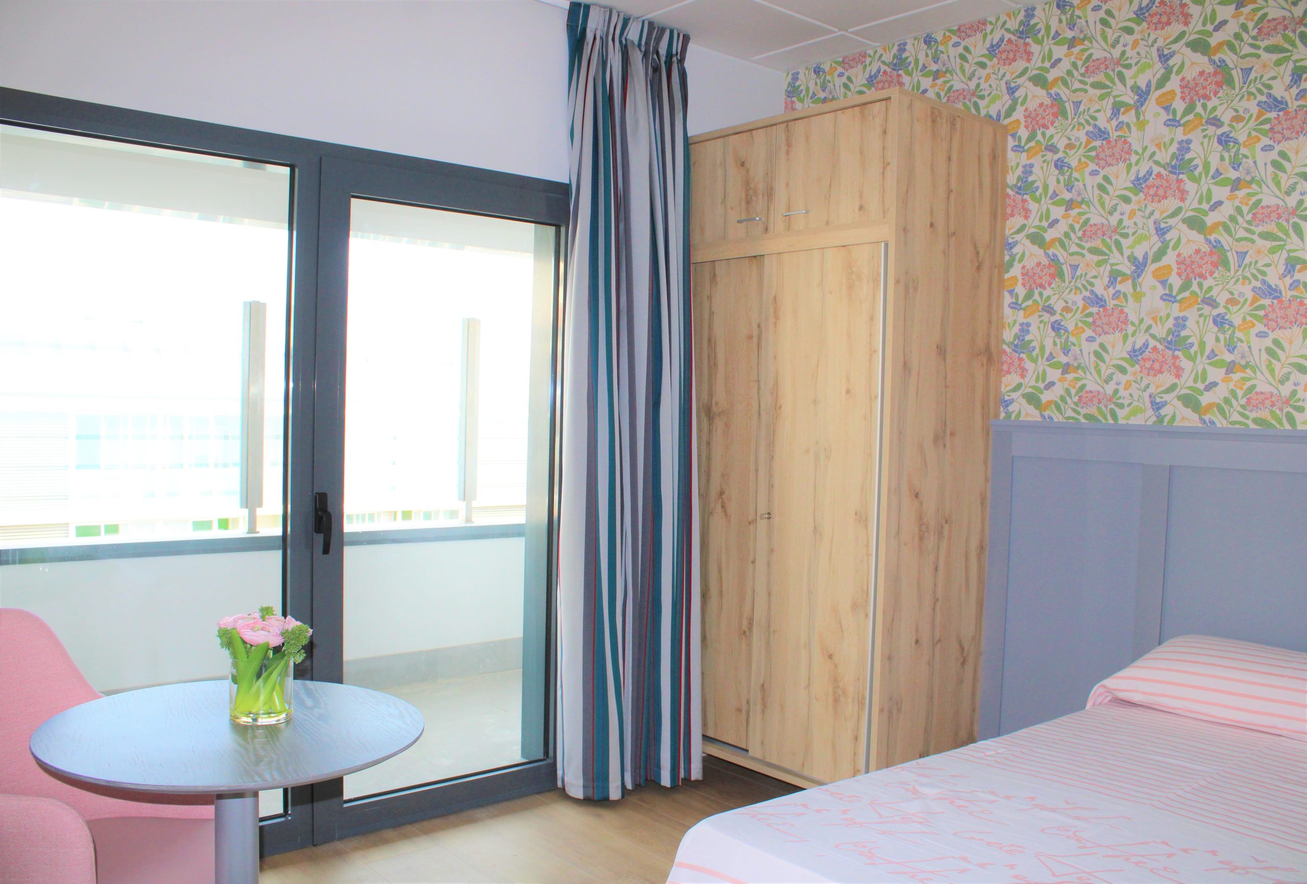 Fundación cuidados dignos, acreditadores de centros libres de sujeciones, visita Vitalia Casablanca