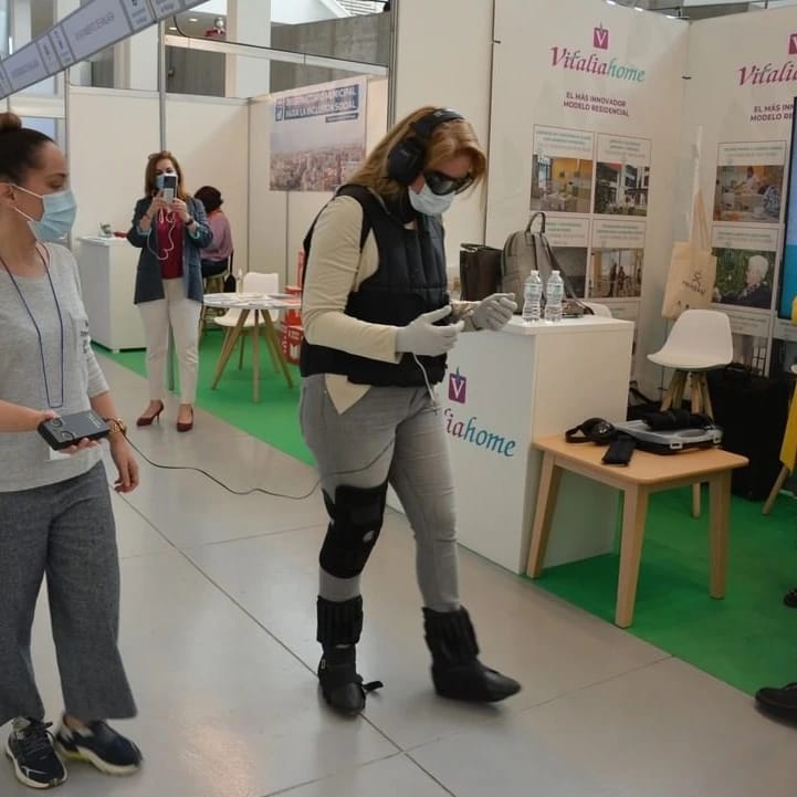 Trajes simuladores de edad, protagonistas en Tecnosocial