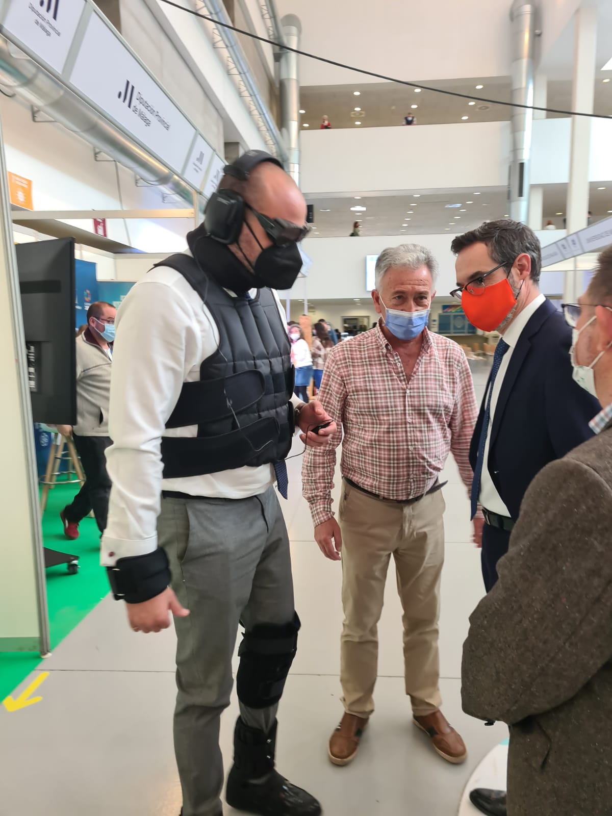 Trajes simuladores de edad, protagonistas en Tecnosocial