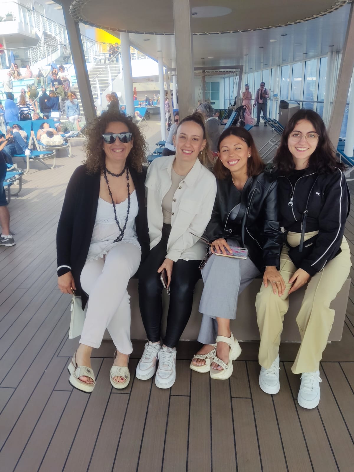 ¡Vuelven fascinados a tierra los 92 ganadores de los premios Vitalia 2023!