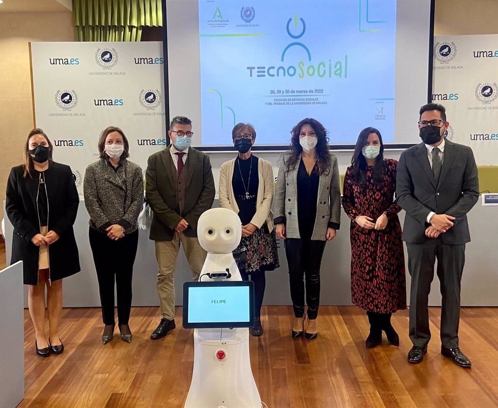 Trajes simuladores de edad, protagonistas en Tecnosocial