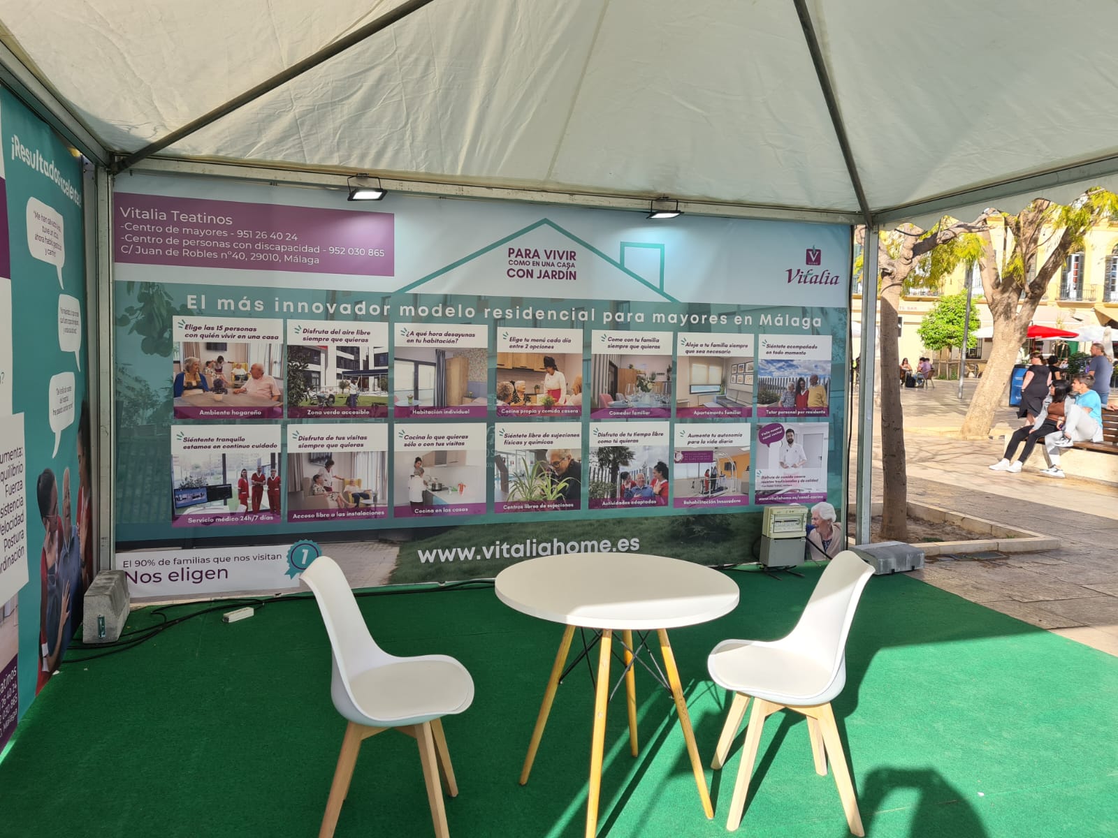 Trajes de Empatía, lo más buscado de la feria de Tecnosocial 2023 en Málaga