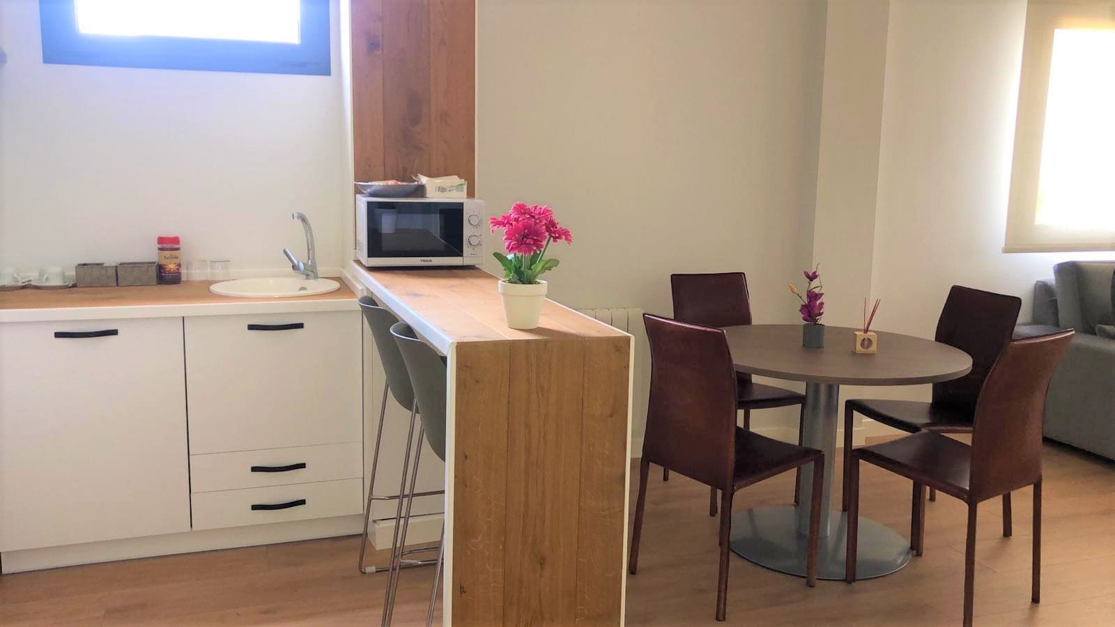 Nos visita Concepción Dancausa, consejera de Familia, Juventud y Política social de Madrid