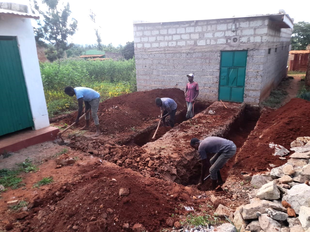 Fundación Vitalia construye un horno de pan en Kithunthi, Kenia