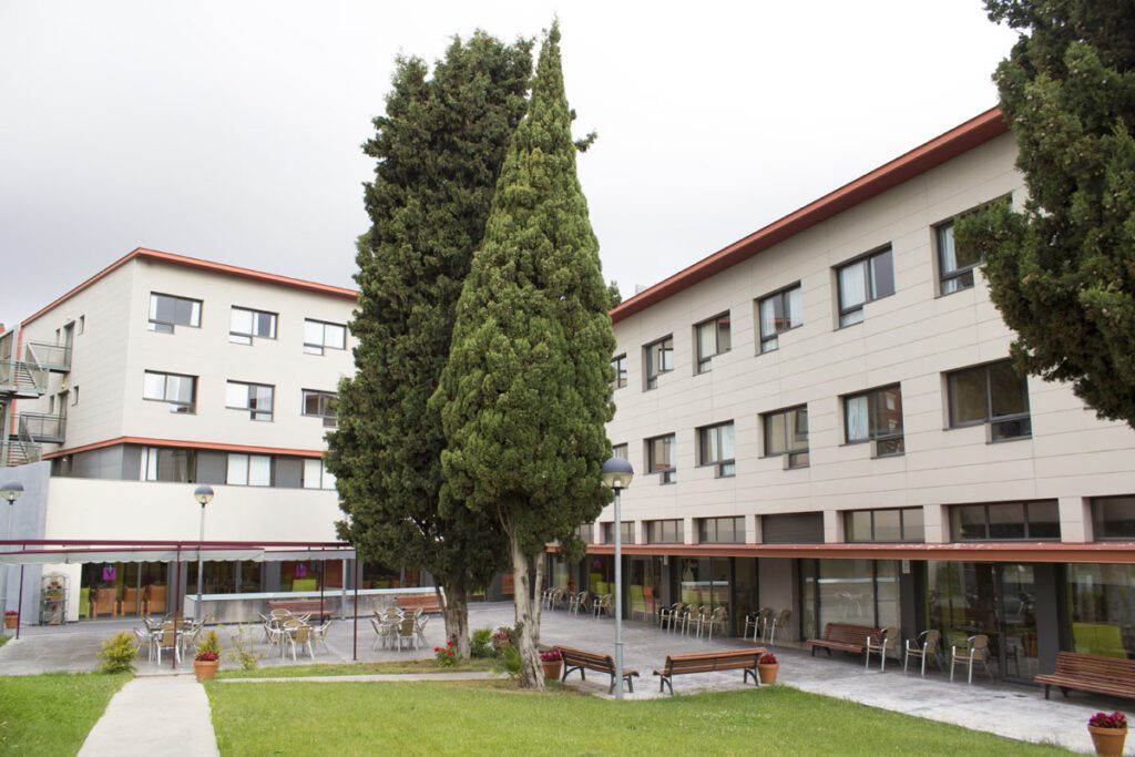 Vitalia promueve la colaboración con centros hospitalarios para que los residentes reciban atenciones de sus geriatras en e propio centro