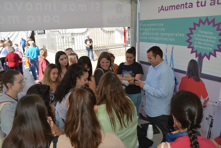 Trajes de Empatía, lo más buscado de la feria de Tecnosocial 2023 en Málaga