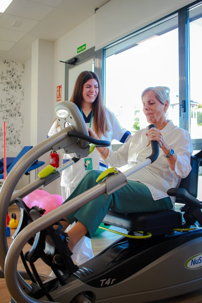 ¡Ayúdanos a bautizar las nuevas "Casas" de Vitalia Gandía y disfruta de una deliciosa comida para dos en El Telero! ¡Tu creatividad tiene premio!