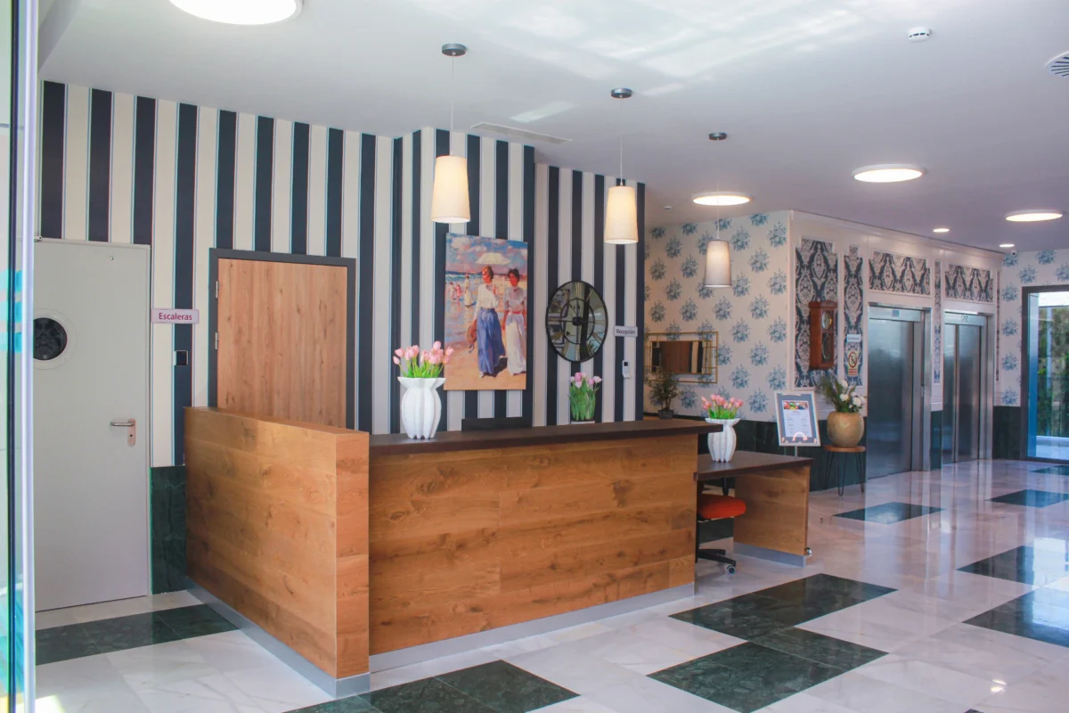 ¡Ayúdanos a bautizar las nuevas "Casas" de Vitalia Gandía y disfruta de una deliciosa comida para dos en El Telero! ¡Tu creatividad tiene premio!