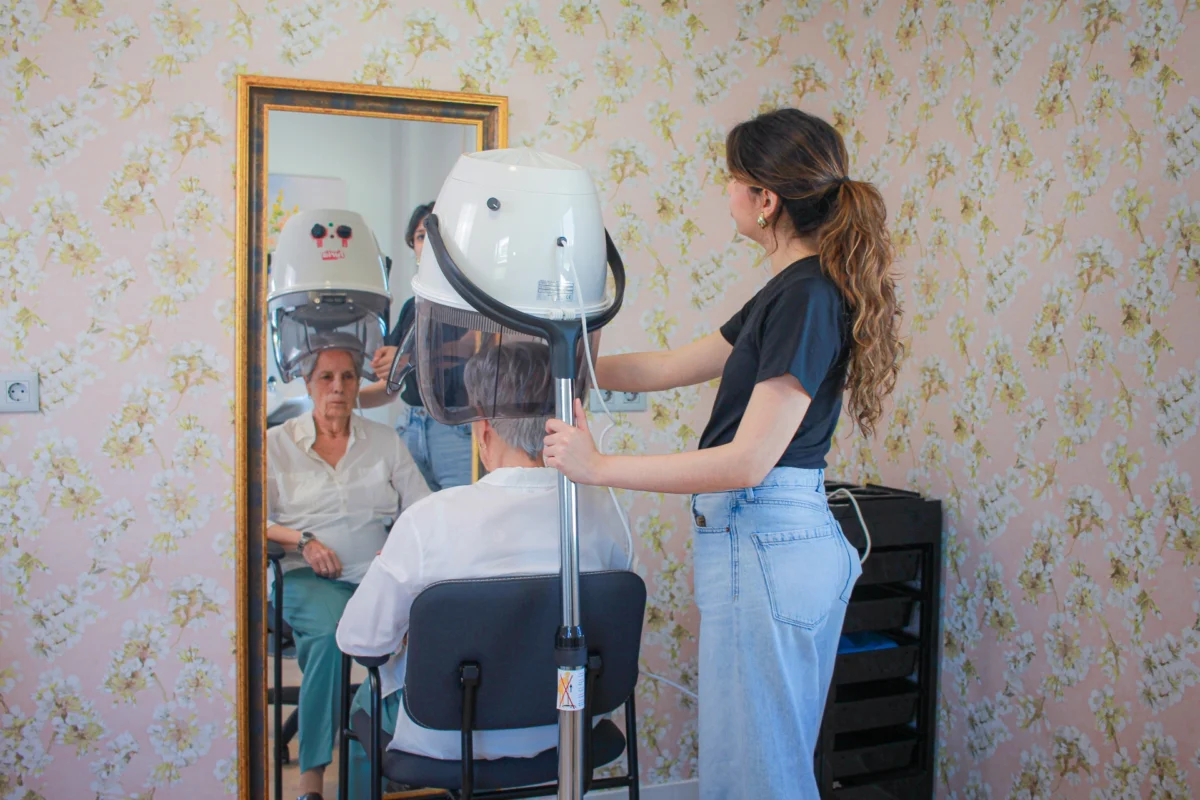 ¡Ayúdanos a bautizar las nuevas "Casas" de Vitalia Gandía y disfruta de una deliciosa comida para dos en El Telero! ¡Tu creatividad tiene premio!