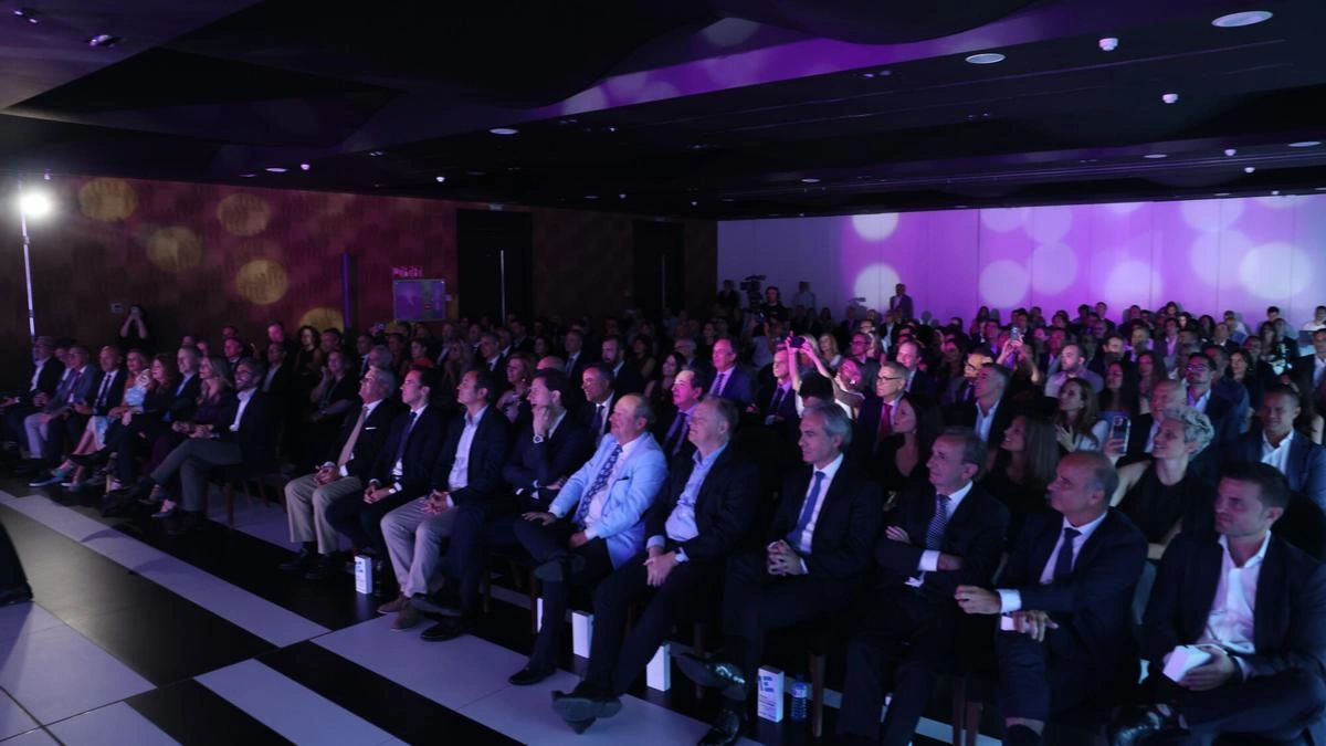 Grupo Vitalia galardón al mayor impacto social en los premios empresa del año