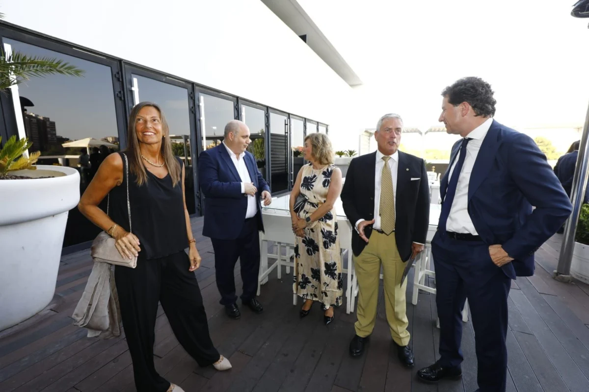 Grupo Vitalia galardón al mayor impacto social en los premios empresa del año