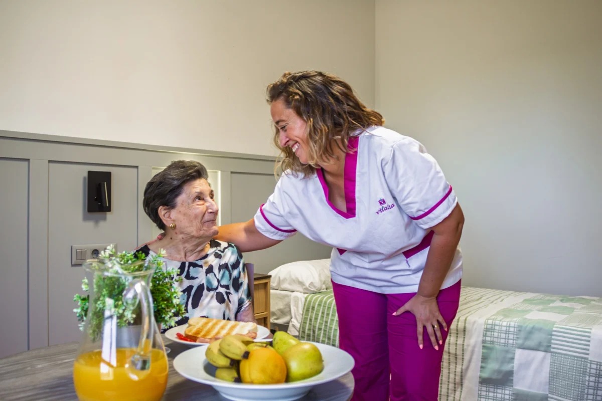 ¡Descubre el renovado Vitalia Kansas! 😍🥳 Una residencia para vivir como en una casa con jardín