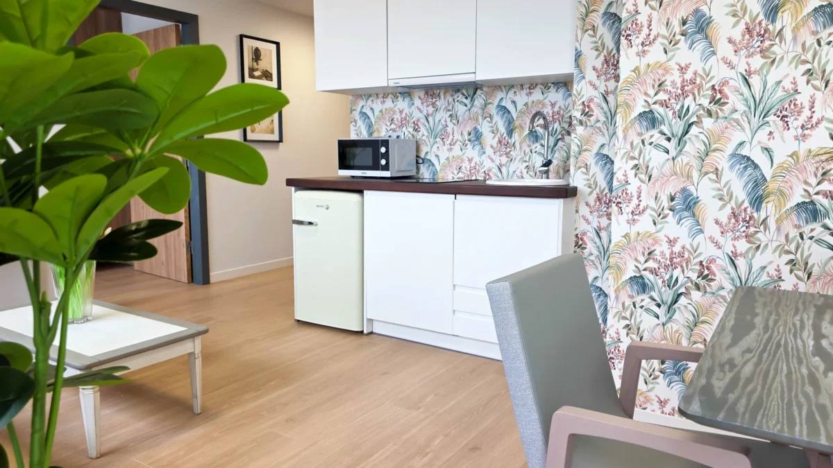 ¡Puerta abiertas de Vitalia Rubí, el nuevo referente en cuidado de la tercera edad en Barcelona!