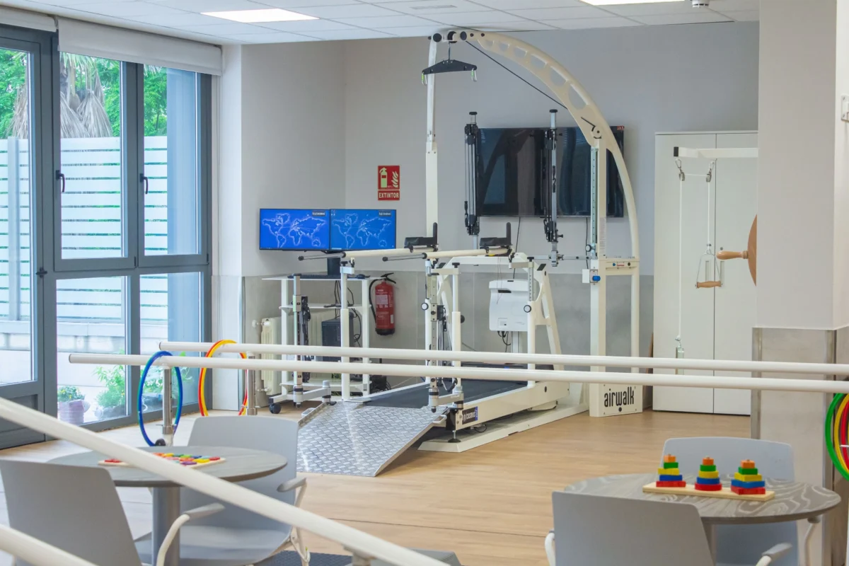 ¡Este verano, vive la tranquilidad en Vitalia Sabadell! ☀️ Tu centro ideal para mayores en Barcelona