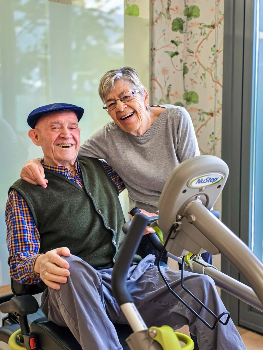 ¡Este verano, vive la tranquilidad en Vitalia Sabadell! ☀️ Tu centro ideal para mayores en Barcelona