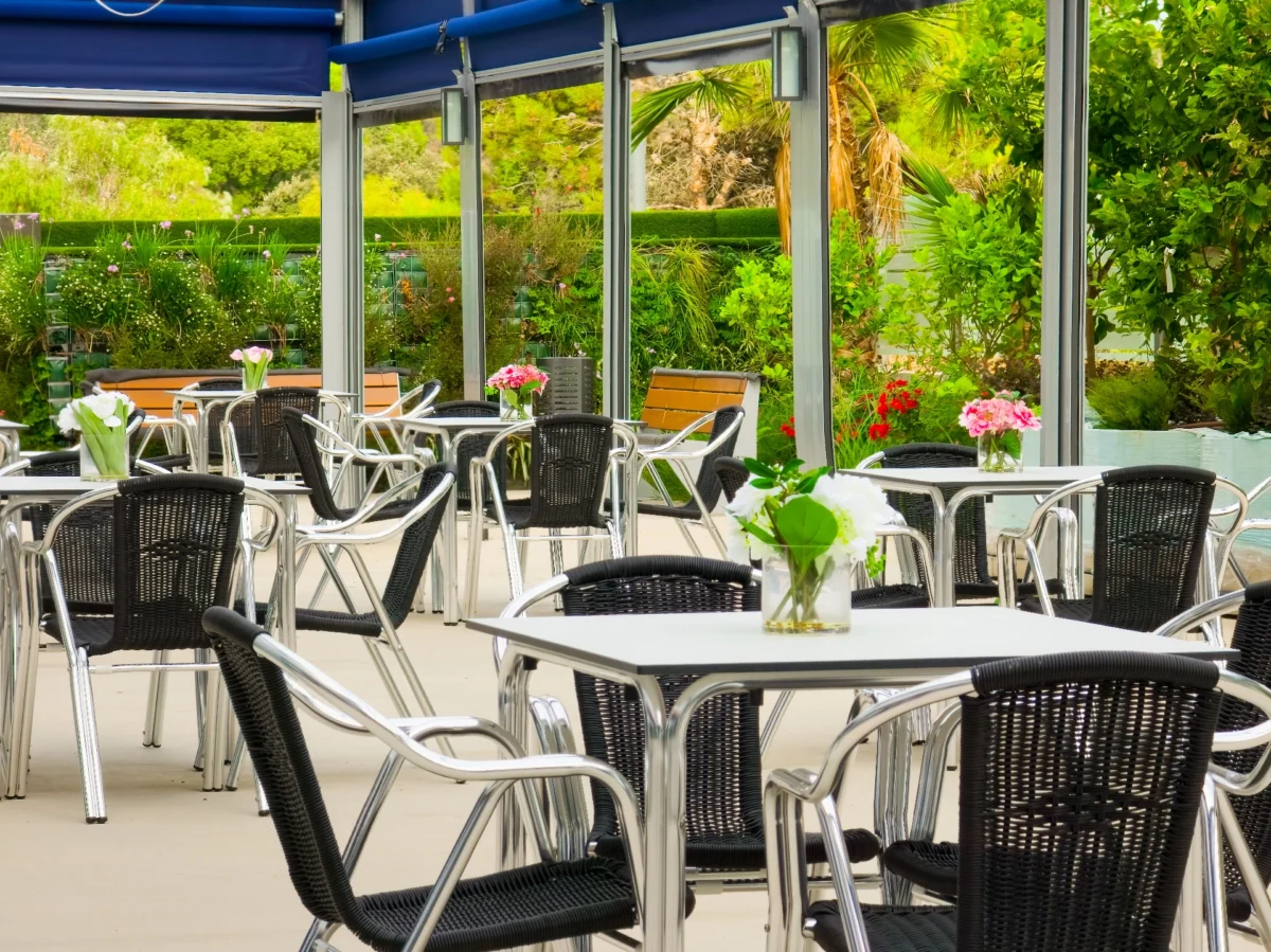 ¡Puerta abiertas de Vitalia Rubí, el nuevo referente en cuidado de la tercera edad en Barcelona!