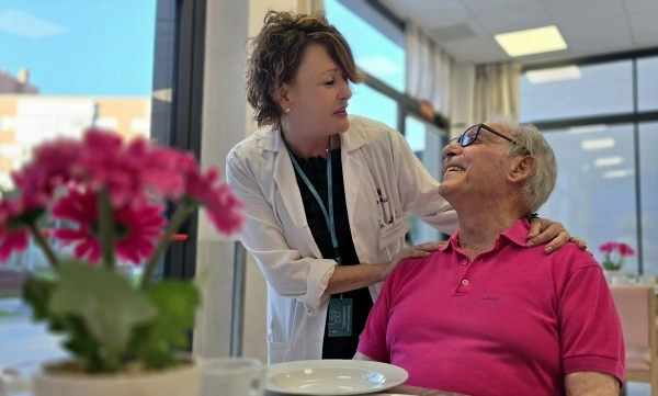 Gerocultor trabajo _Residencias geriátricas Vitalia