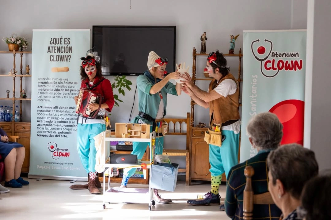 Risoterapia en Vitalia Jaca con Fundación Clown y Cruz Roja
