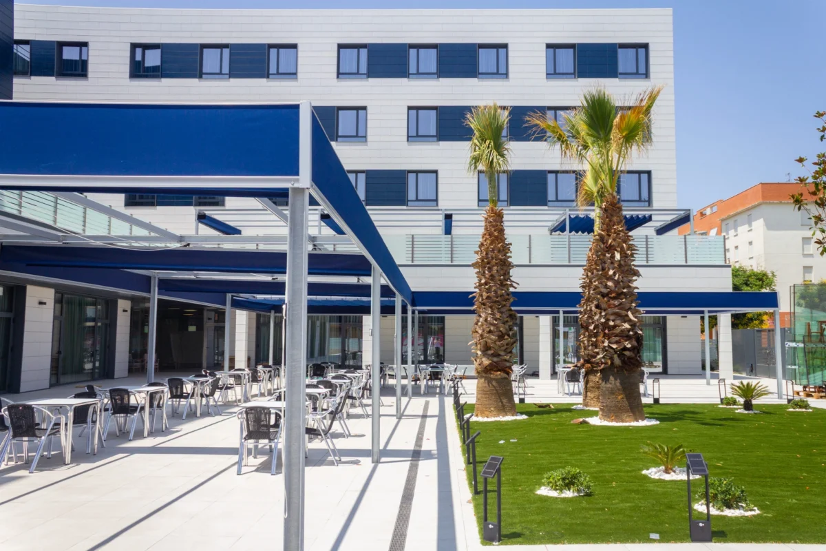 ¡Ya puedes visitarnos! Vitalia Vallecas abre sus puertas. Un nuevo paradigma en el cuidado de mayores