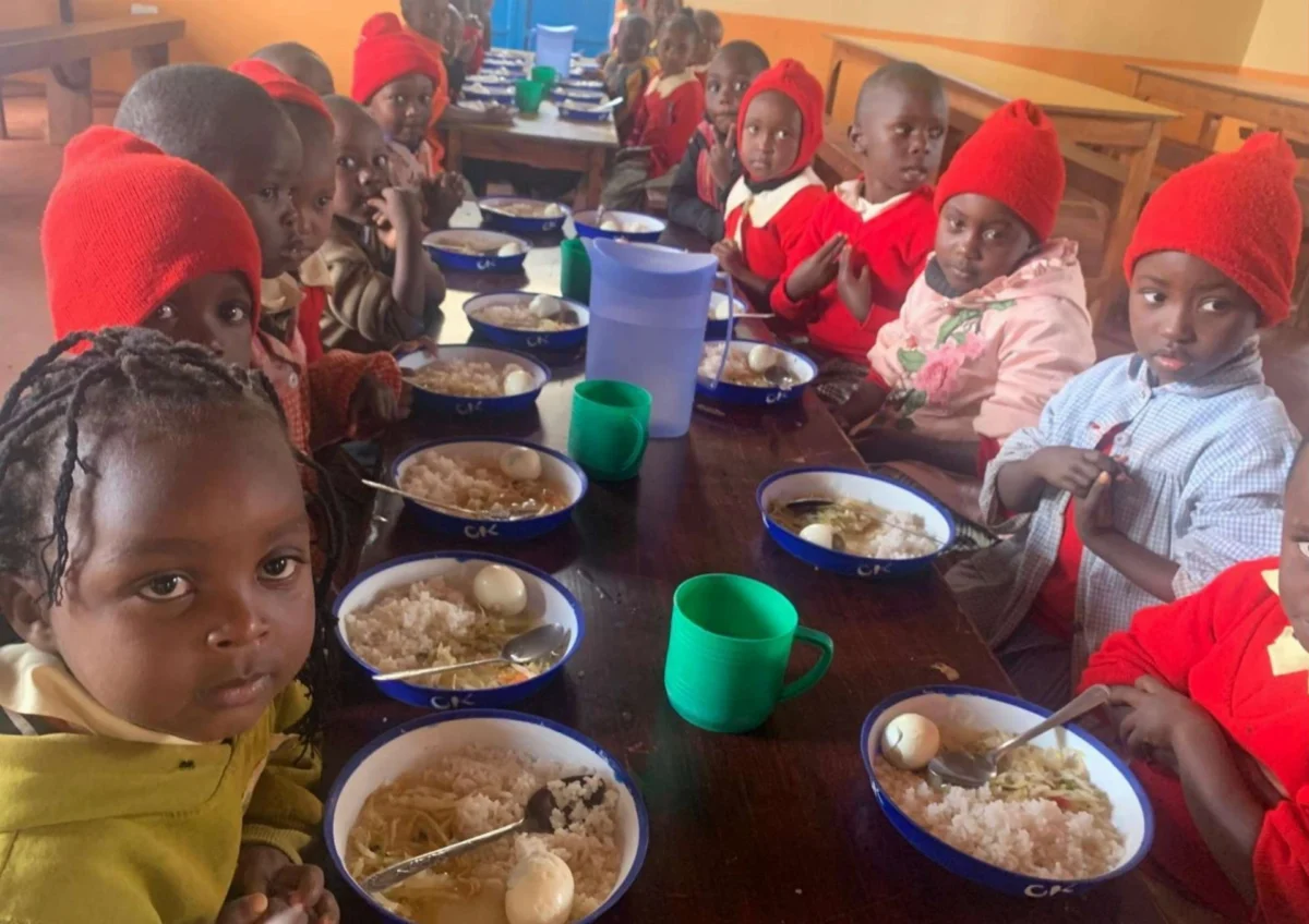 Fundación Vitalia: Nutriendo el futuro en Kithunthi