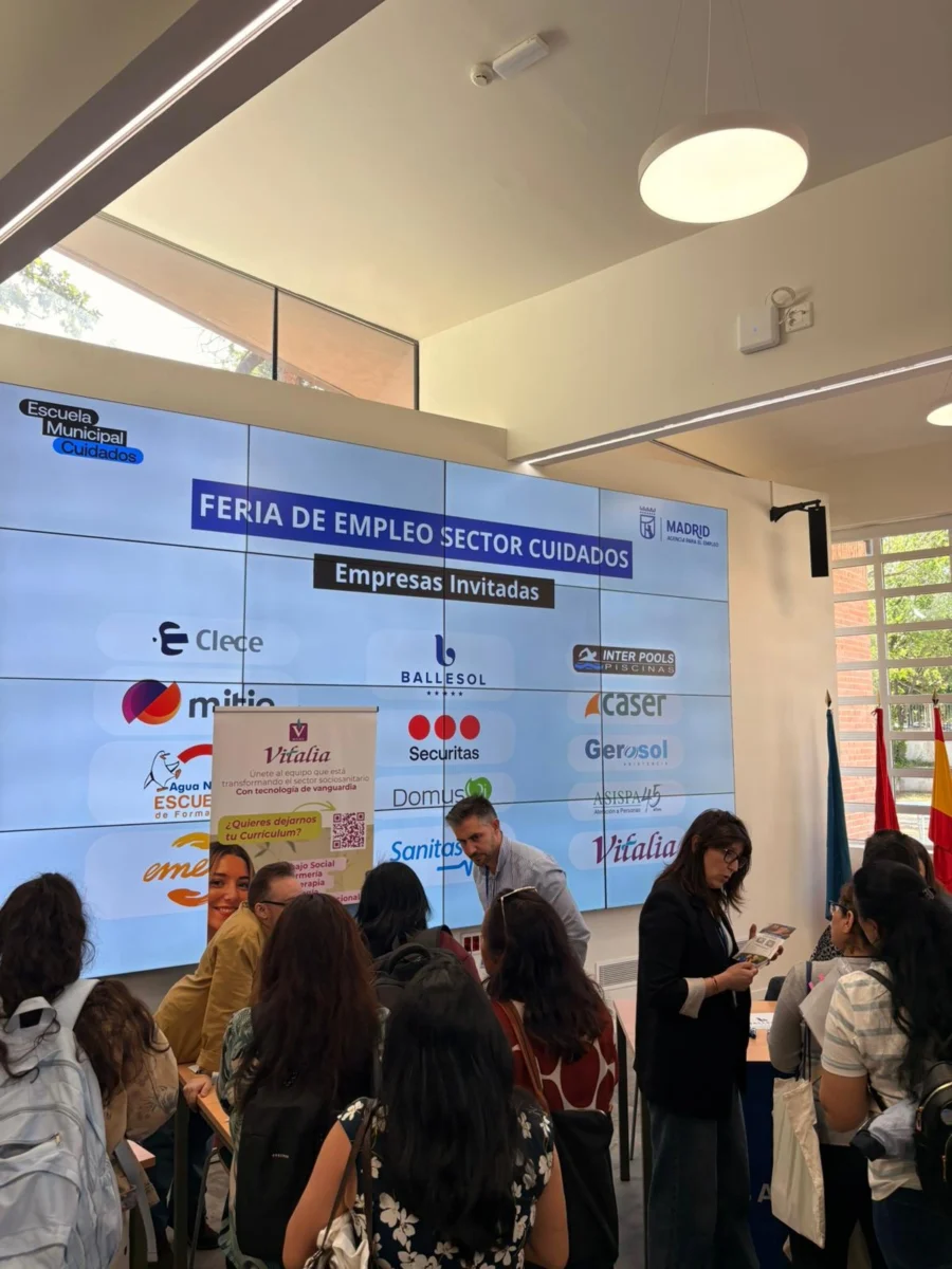 Grupo Vitalia triunfa en la Feria de Empleo del Sector Cuidados en Madrid con una gran acogida de candidatos