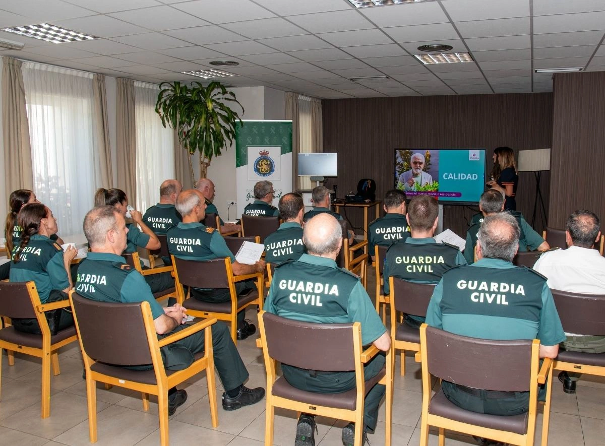 La Asociación Pro Huérfanos de la Guardia Civil visita Vitalia Guadarrama para conocer los avances de su nueva etapa