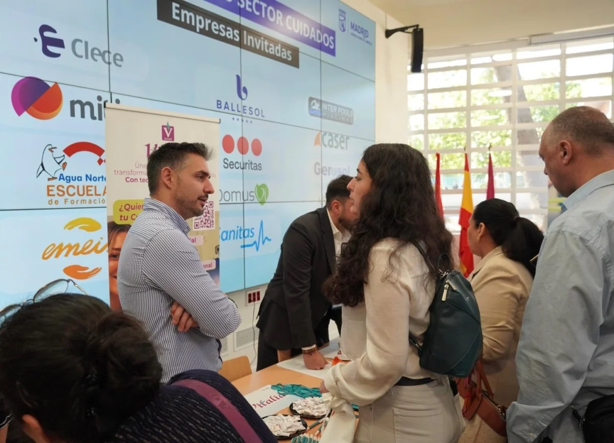 Grupo Vitalia triunfa en la Feria de Empleo del Sector Cuidados en Madrid con una gran acogida de candidatos